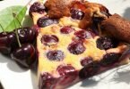 Clafoutis aux cerises dessert maison prêt à servir
