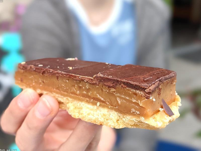 Croissant feuilleté au chocolat