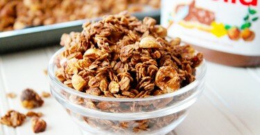Granola au Nutella dessert maison prêt à servir
