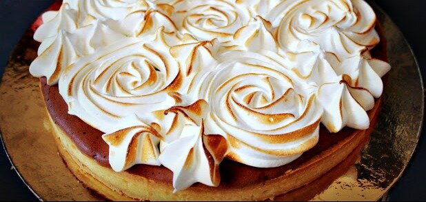 Tarte au chocolat meringuée