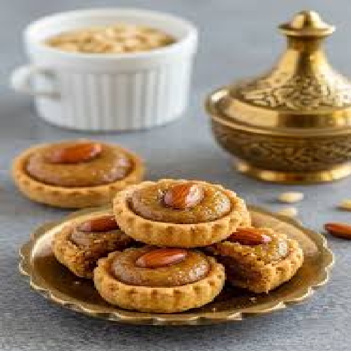 Tartelettes aux fruits secs sur pâte croustillante